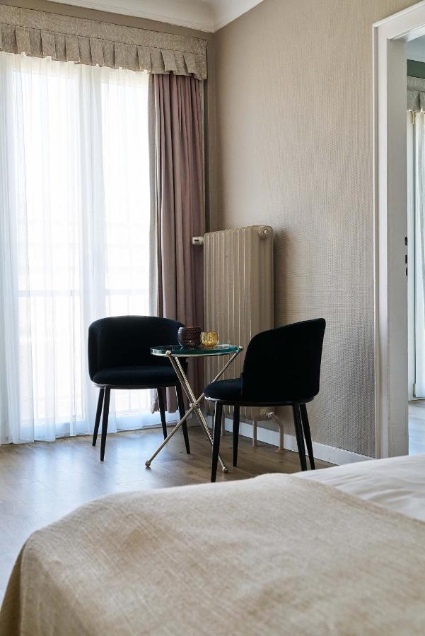 Monopol - Station Hotel